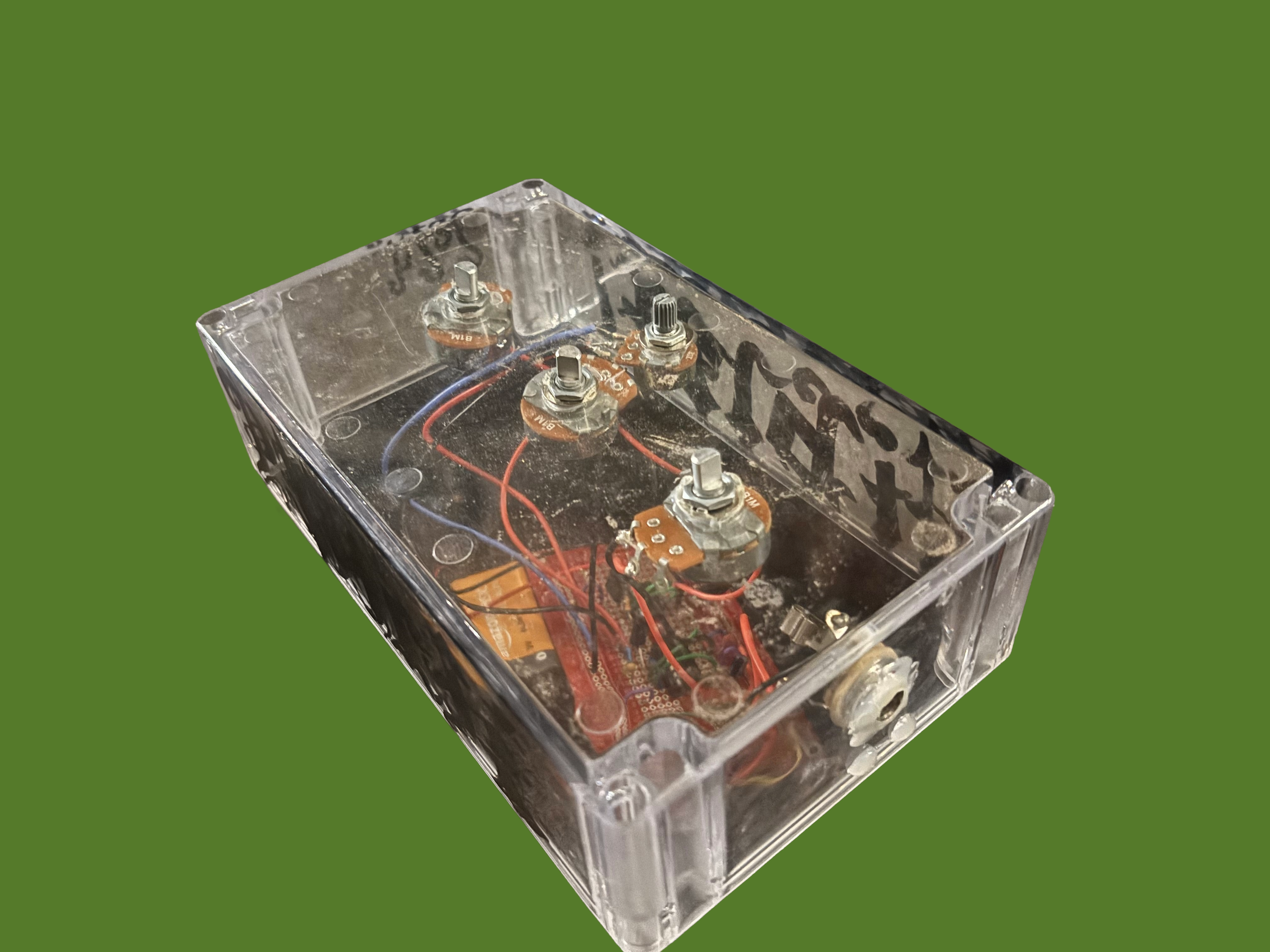 Triple Vibrati Atari Punk Console